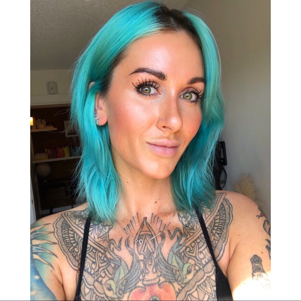 Meet your Posher, Amanda